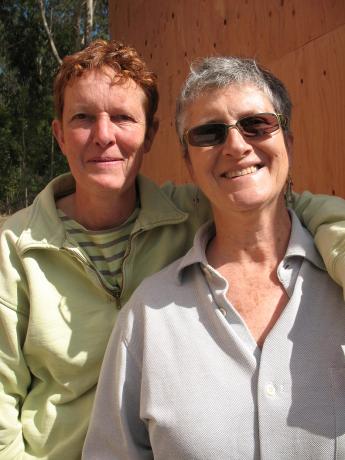 Photo of the owners Joyce & Edwige