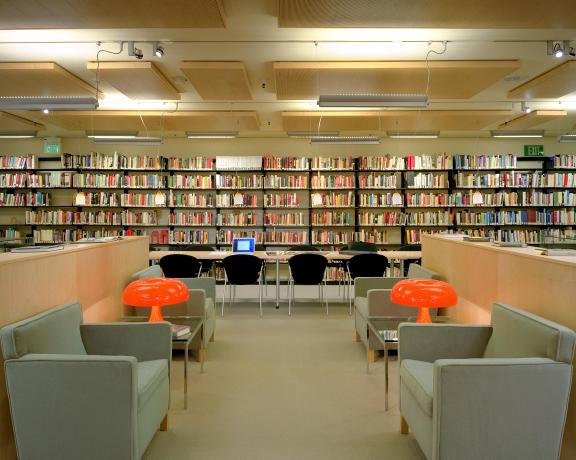 Interior image of flexible lounge area